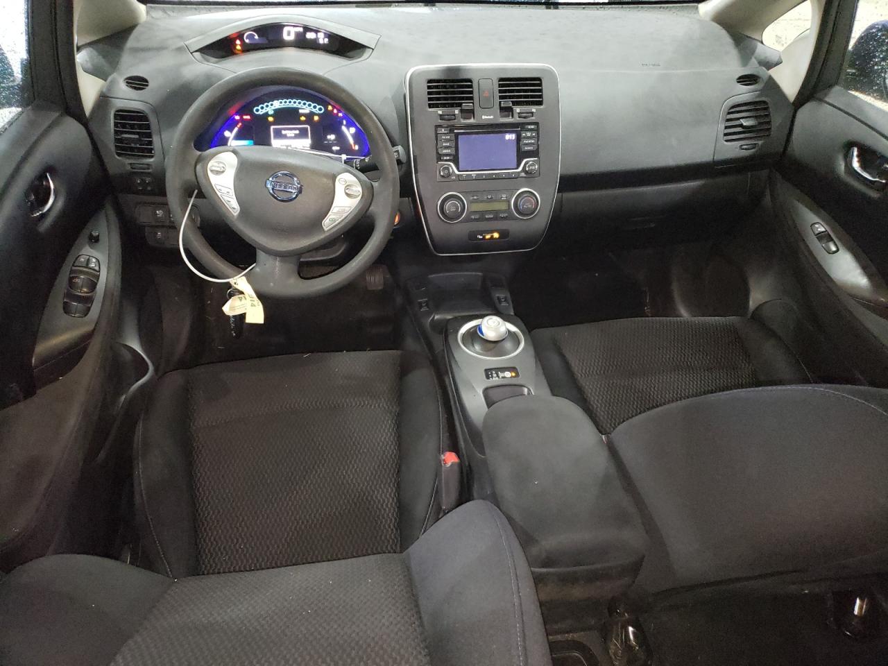 1N4BZ0CP3HC304172 2017 Nissan Leaf S