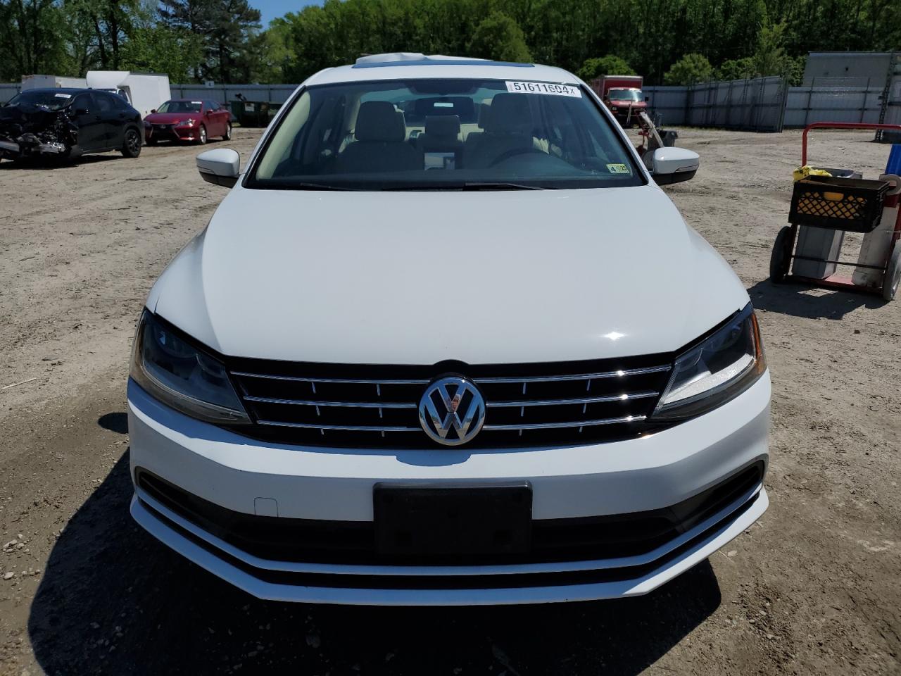 3VWDB7AJXJM227929 2018 Volkswagen Jetta Se