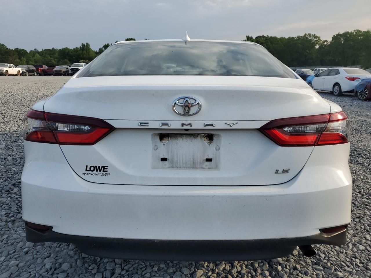 4T1C11AK6MU479051 2021 Toyota Camry Le