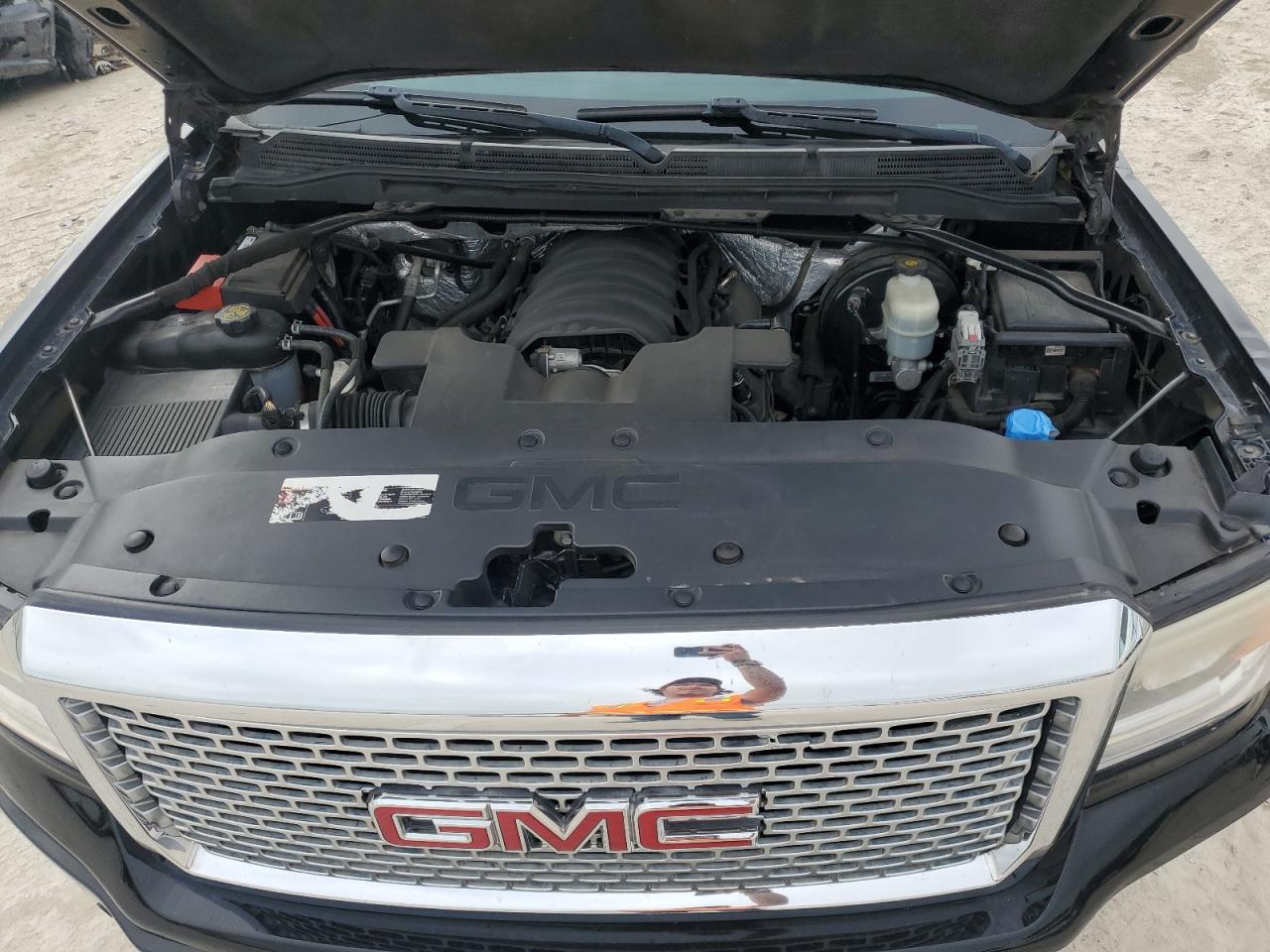 2015 GMC Sierra K1500 Denali vin: 3GTU2WEC9FG258913