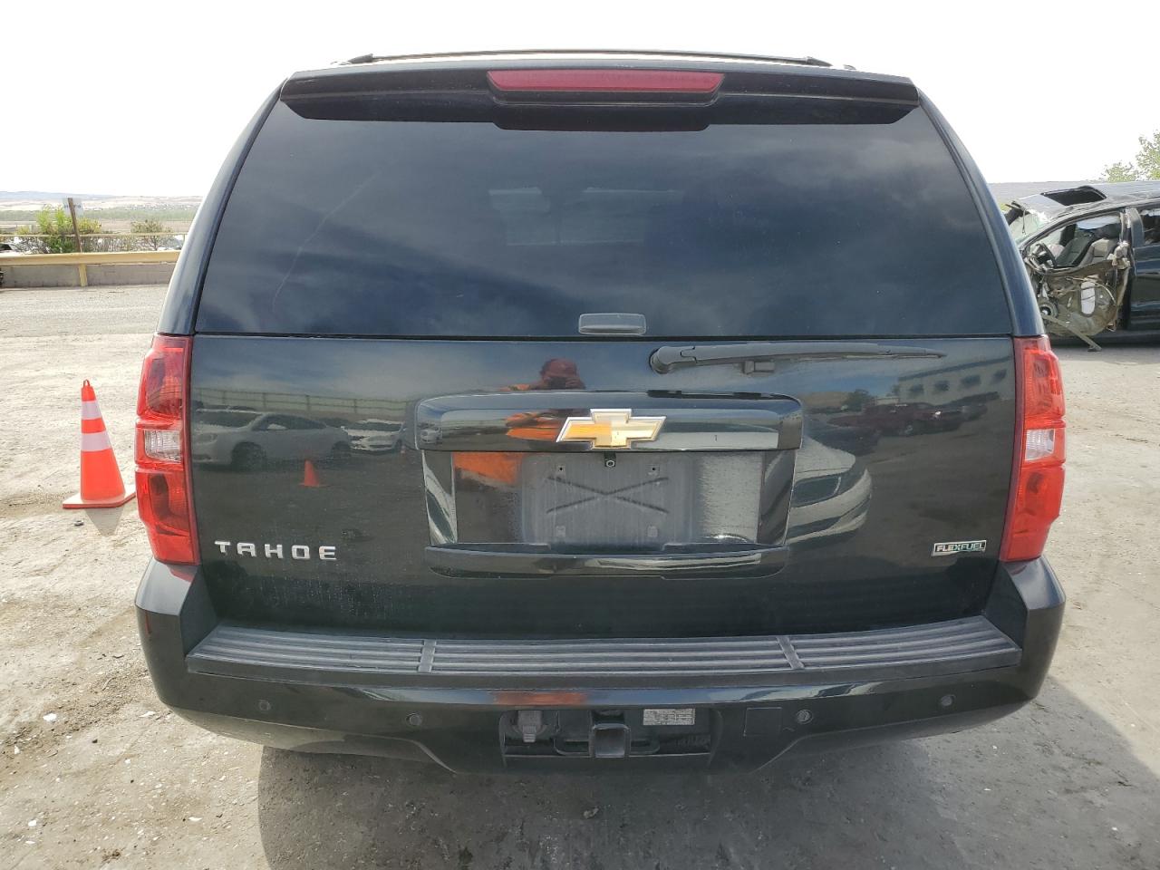 1GNSCBE08BR366069 2011 Chevrolet Tahoe C1500 Lt