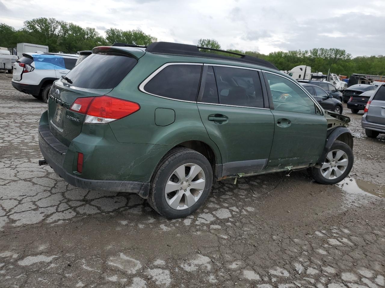 4S4BRCKCXA3341327 2010 Subaru Outback 2.5I Limited