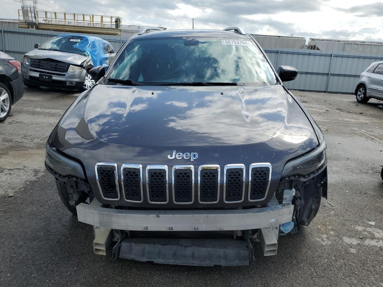 2019 Jeep Cherokee Limited vin: 1C4PJLDB3KD183933