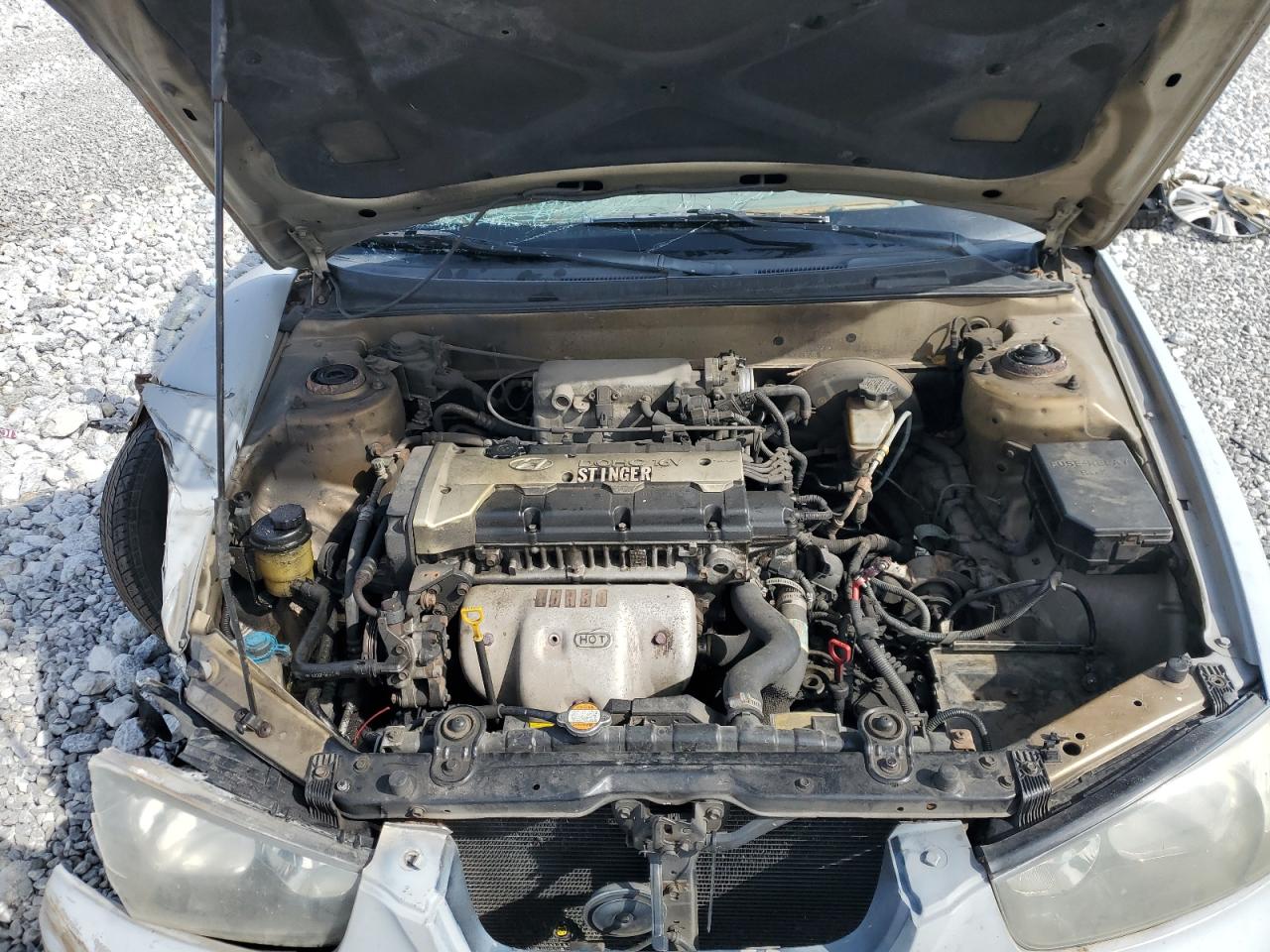 kmhdn45d22u332213 KMHDN45D22U332213 2002 Hyundai Elantra Gls