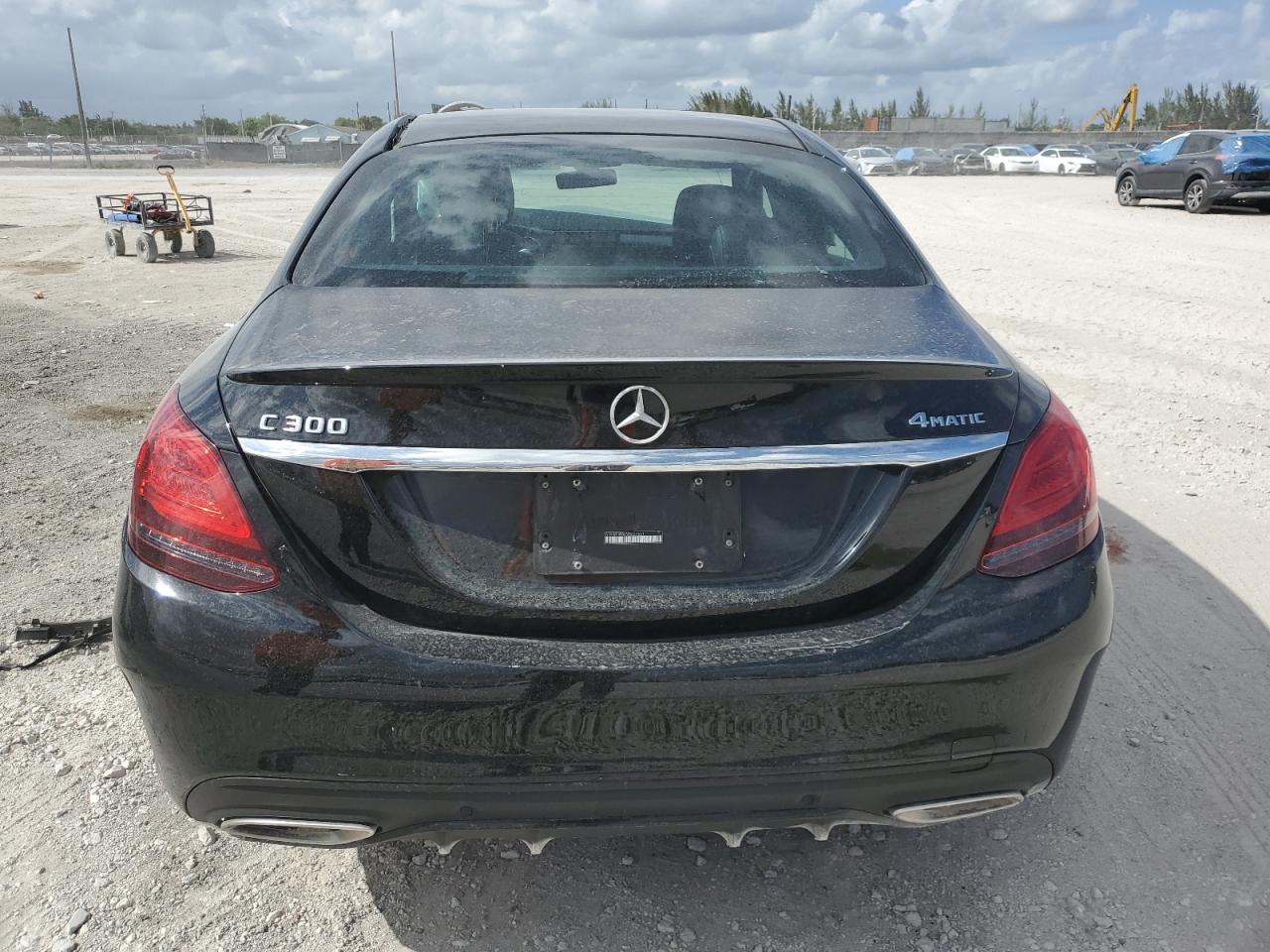 W1KWF8EBXMR607631 2021 Mercedes-Benz C 300 4Matic