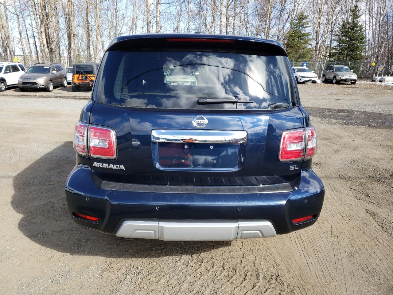 JN8AY2ND0JX000033 2018 Nissan Armada Sv