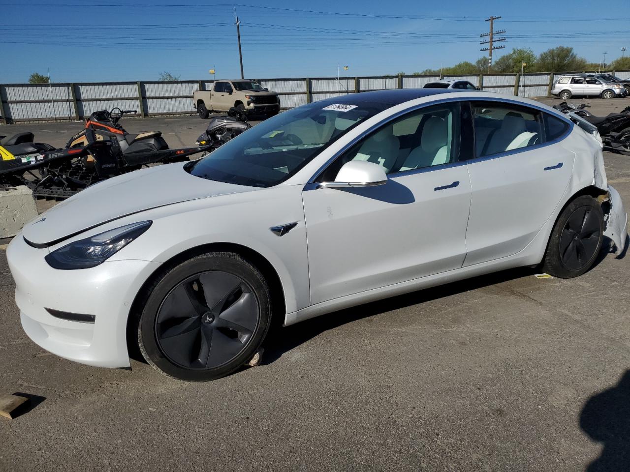 2018 Tesla Model 3 vin: 5YJ3E1EB6JF122282