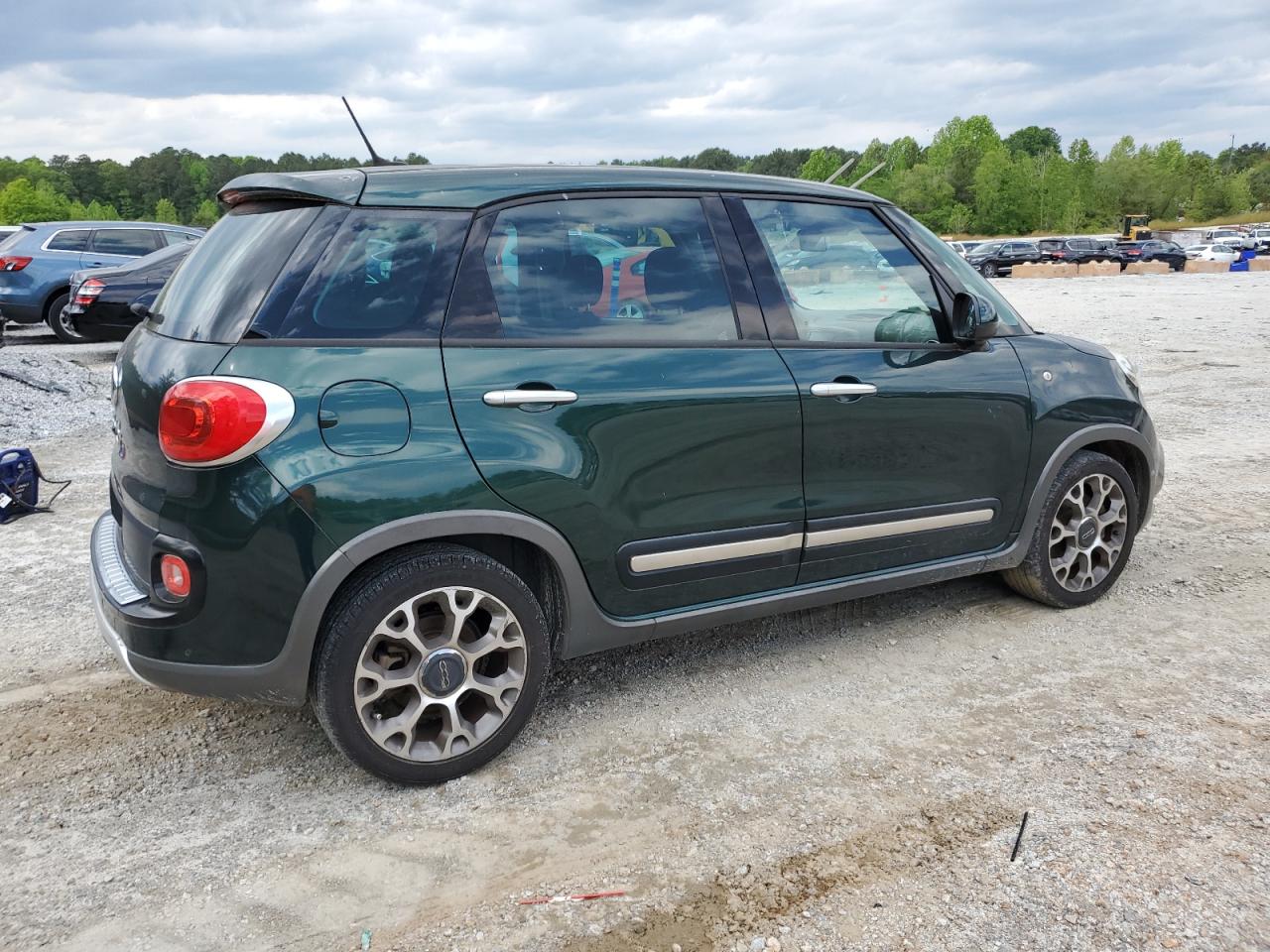 Lot #2491409659 2014 FIAT 500L TREKK