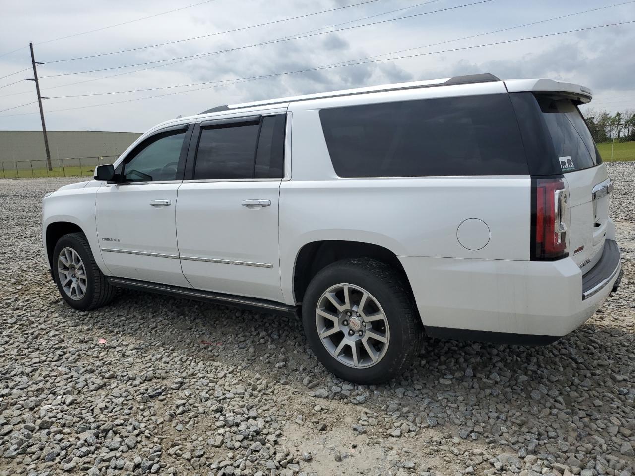 1GKS2HKJ2HR219030 2017 GMC Yukon Xl Denali