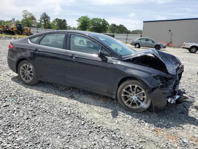 3FA6P0HD2LR257362 Ford Fusion SE 4