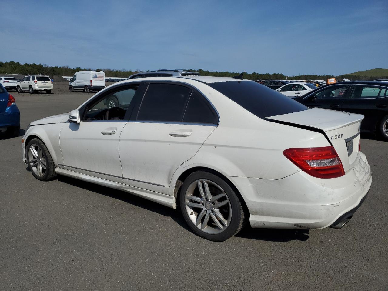 WDDGF8AB6DA816227 2013 Mercedes-Benz C 300 4Matic