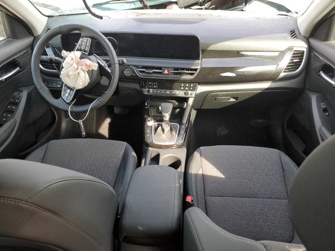 KNDEUCAA2R7600641 2024 Kia Seltos S