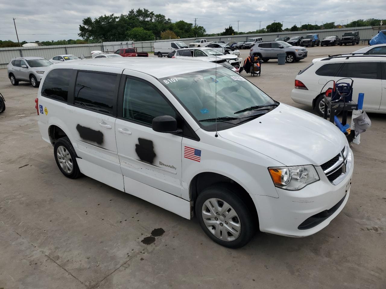 2C4RDGBG5HR802320 2017 Dodge Grand Caravan Se