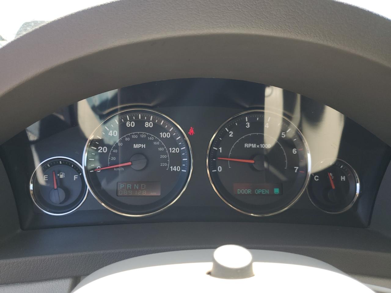 1J8HR58295C660421 2005 Jeep Grand Cherokee Limited