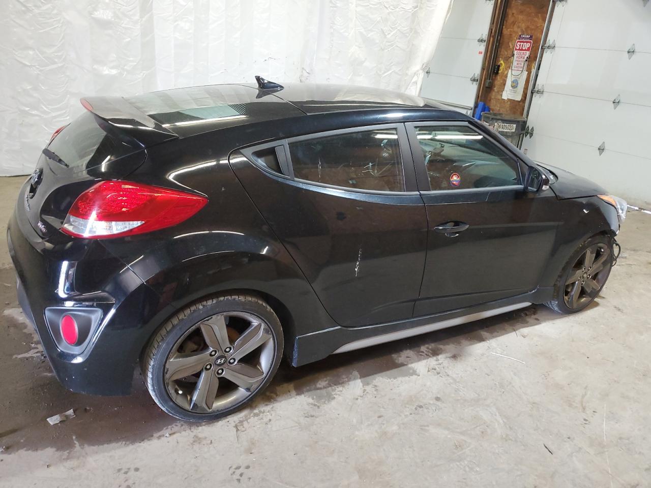 KMHTC6AE5FU226436 2015 Hyundai Veloster Turbo