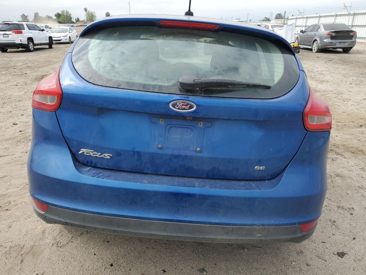 1FADP3K21JL315456 2018 Ford Focus Se