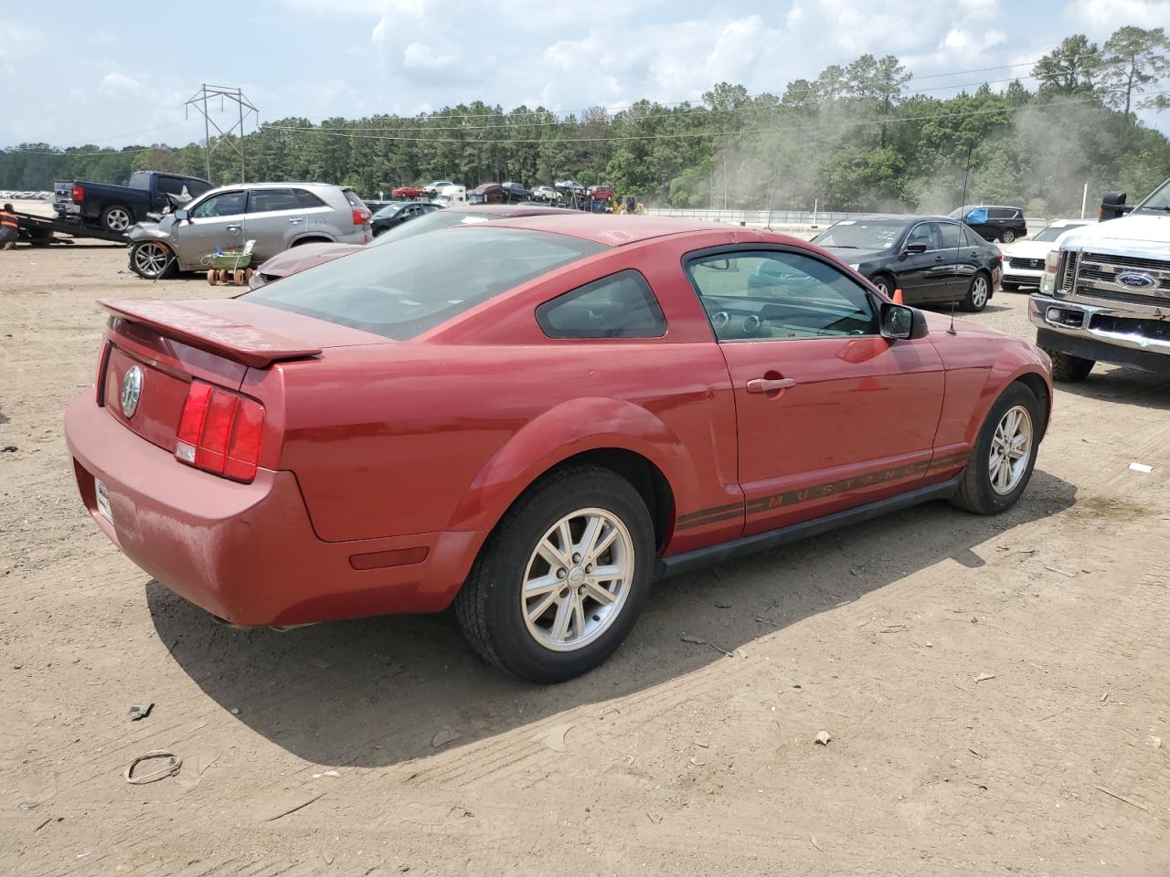 1ZVHT80N885128728 2008 Ford Mustang