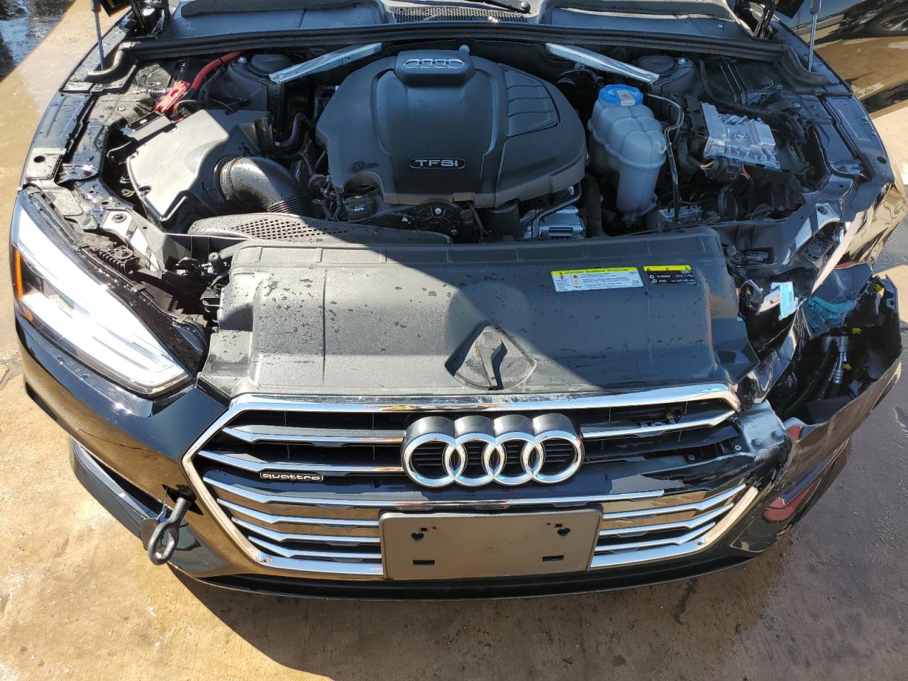 WAUANCF52JA103584 2018 Audi A5 Premium