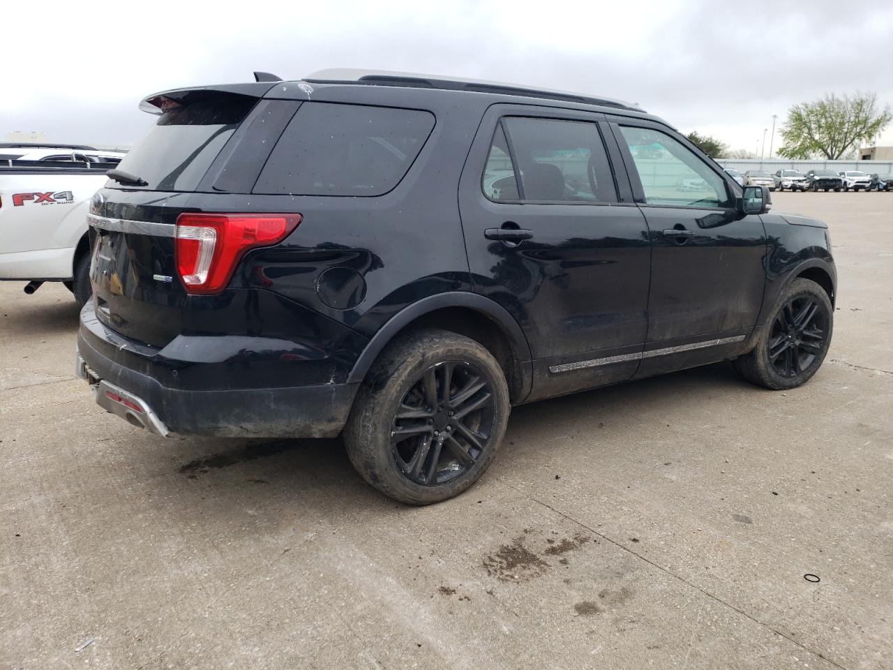 1FM5K8D8XGGC95779 2016 Ford Explorer Xlt