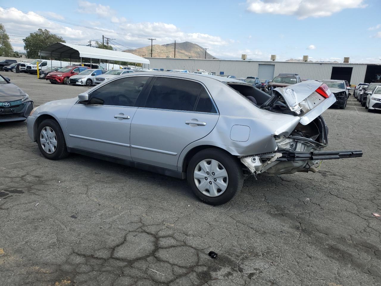 JHMCM56324C007597 2004 Honda Accord Lx