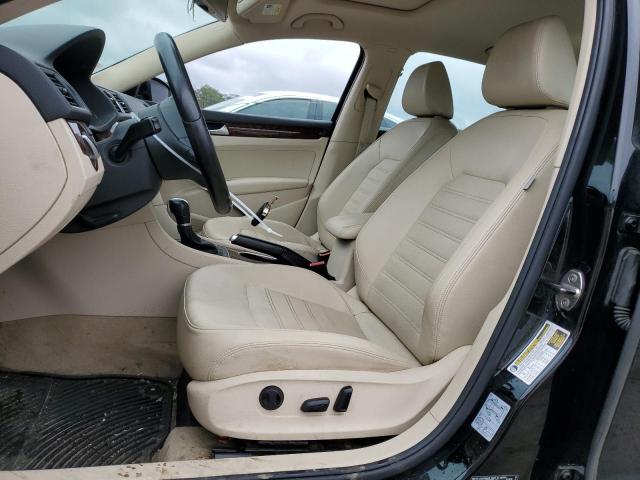 2013 Volkswagen Passat Sel VIN: 1VWCH7A35DC054788 Lot: 49635064