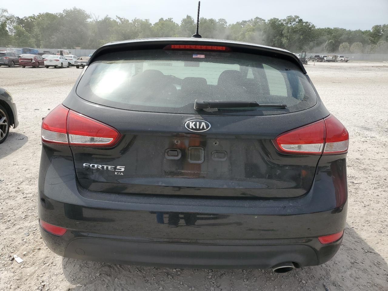 KNAFK5A80G5526127 2016 Kia Forte Lx