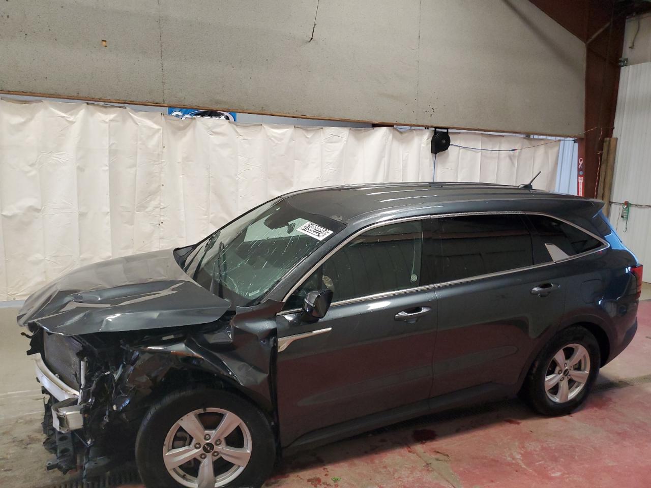  Salvage Kia Sorento