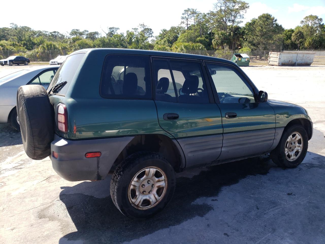 JT3GP10V8X7042630 1999 Toyota Rav4