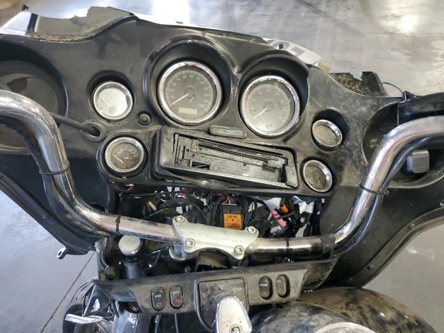 2010 HARLEY-DAVIDSON FLHTCU 1HD1FC416AB637518