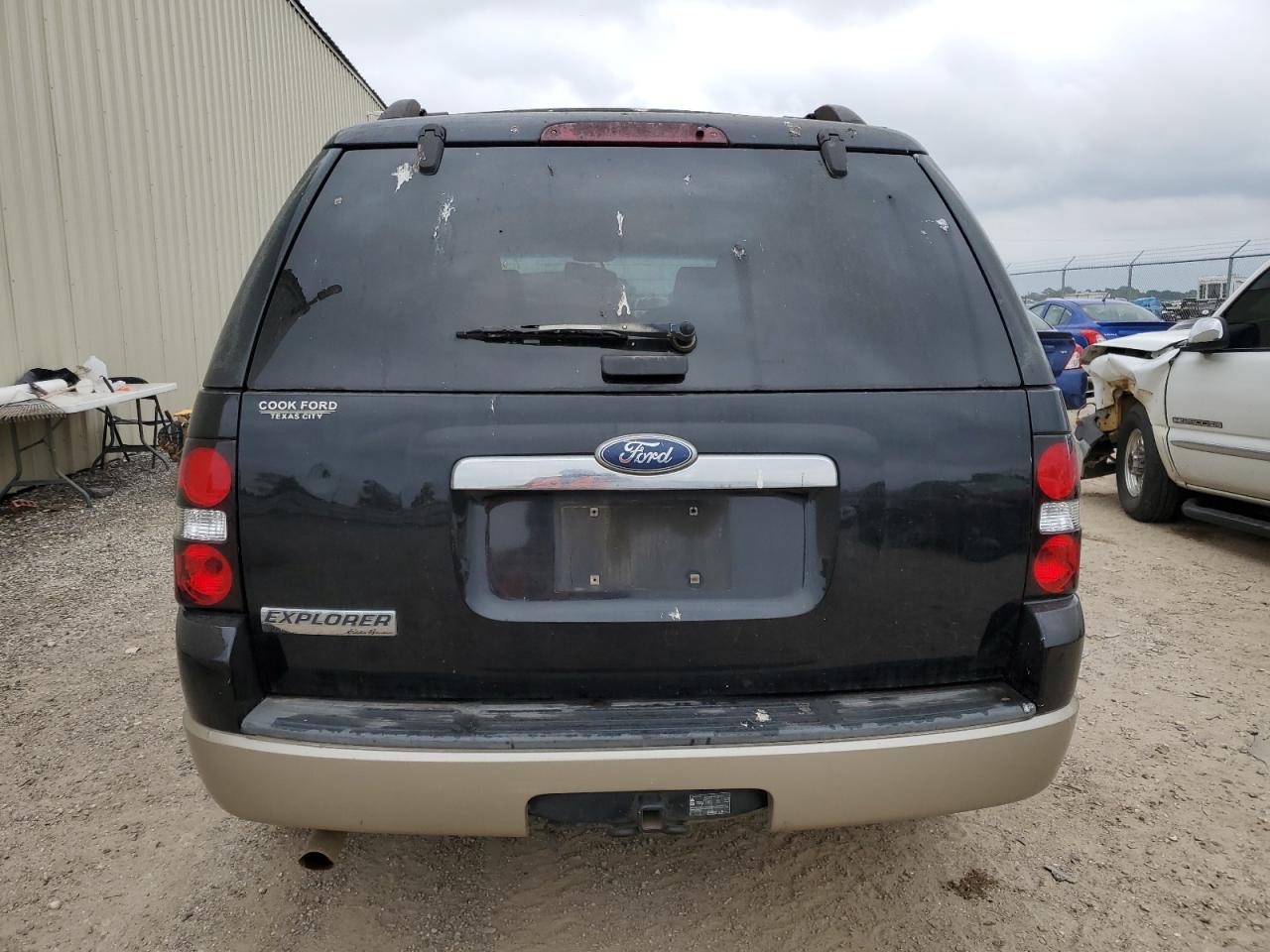 1FMEU64E58UA84643 2008 Ford Explorer Eddie Bauer