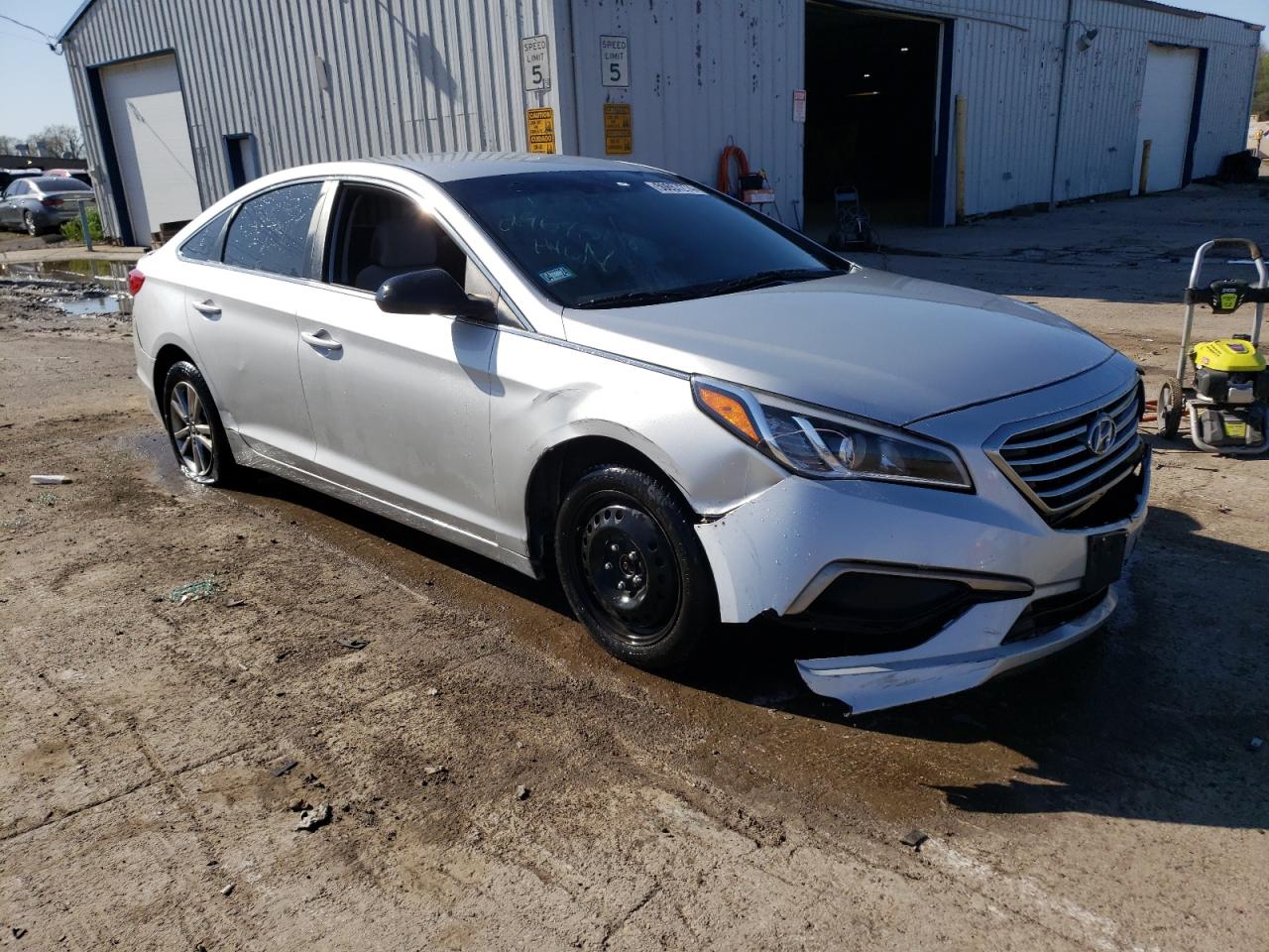 2017 Hyundai Sonata Se vin: 5NPE24AF7HH520043