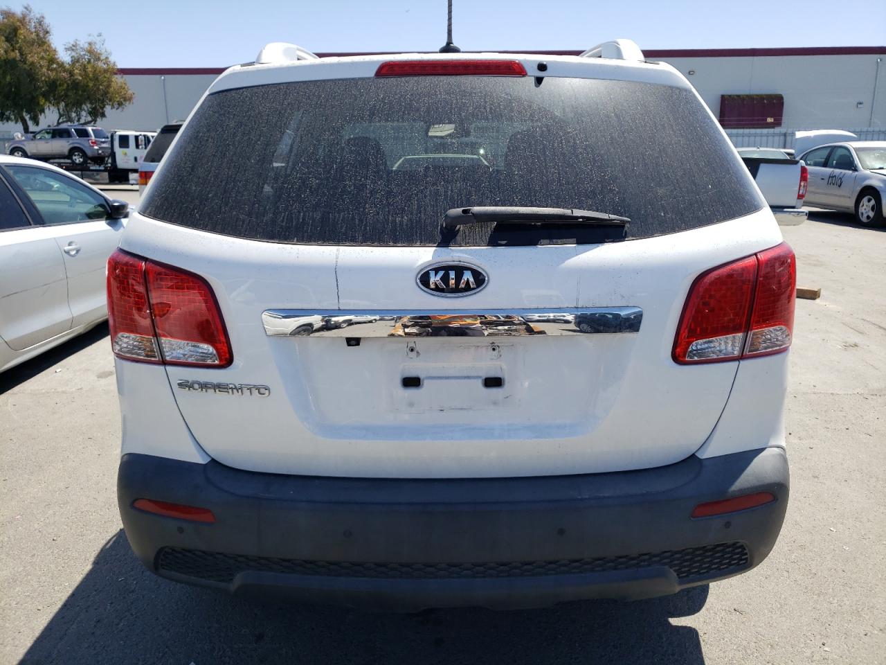 5XYKT3A15BG041293 2011 Kia Sorento Base