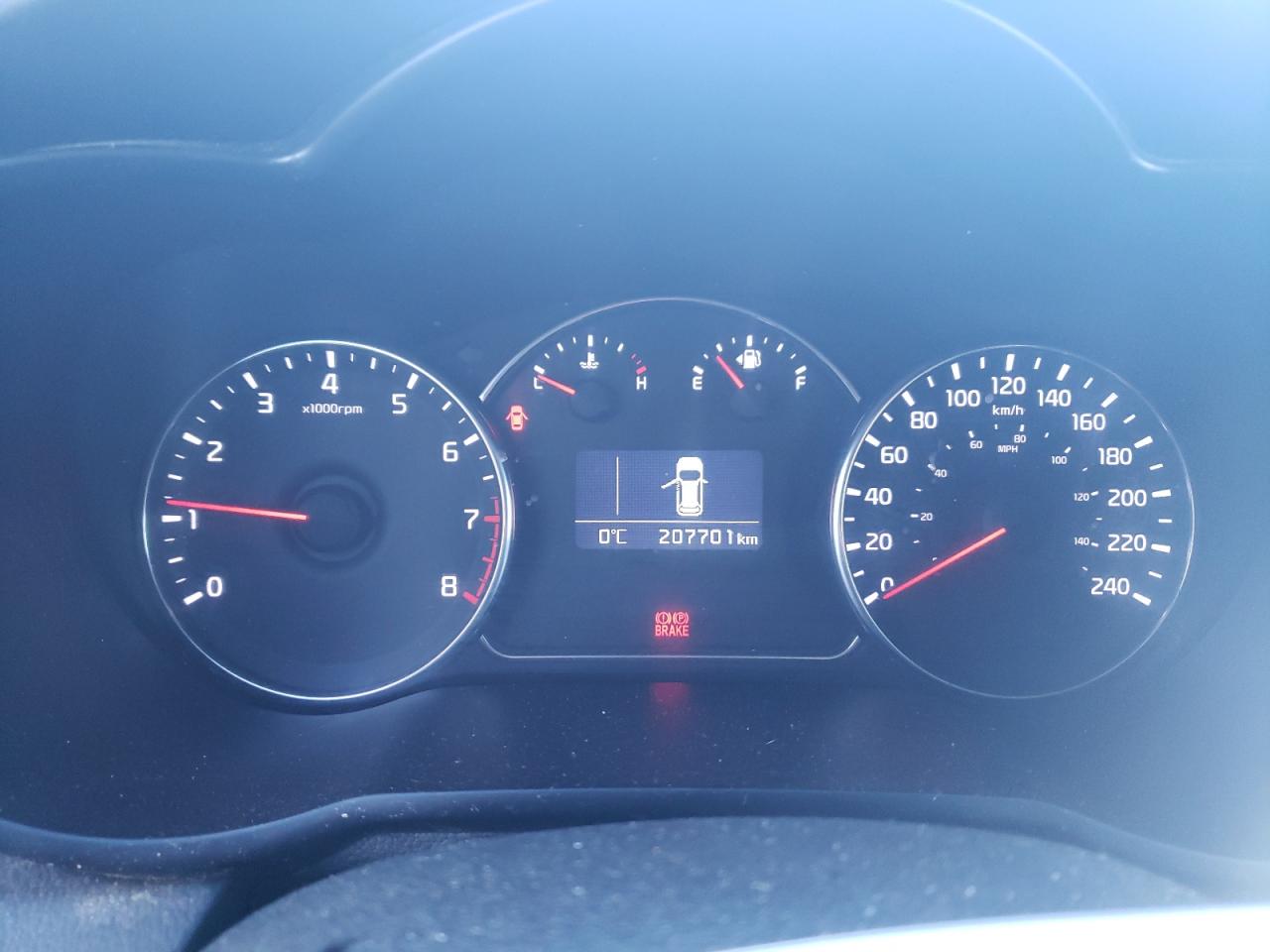 2014 Kia Rondo vin: KNAHT8A32E7038410