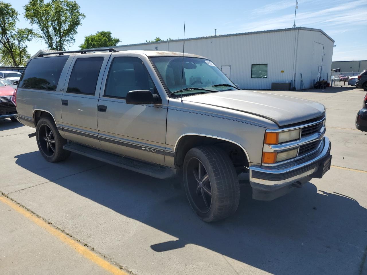 1GNFK16R3XJ359192 1999 Chevrolet Suburban K1500