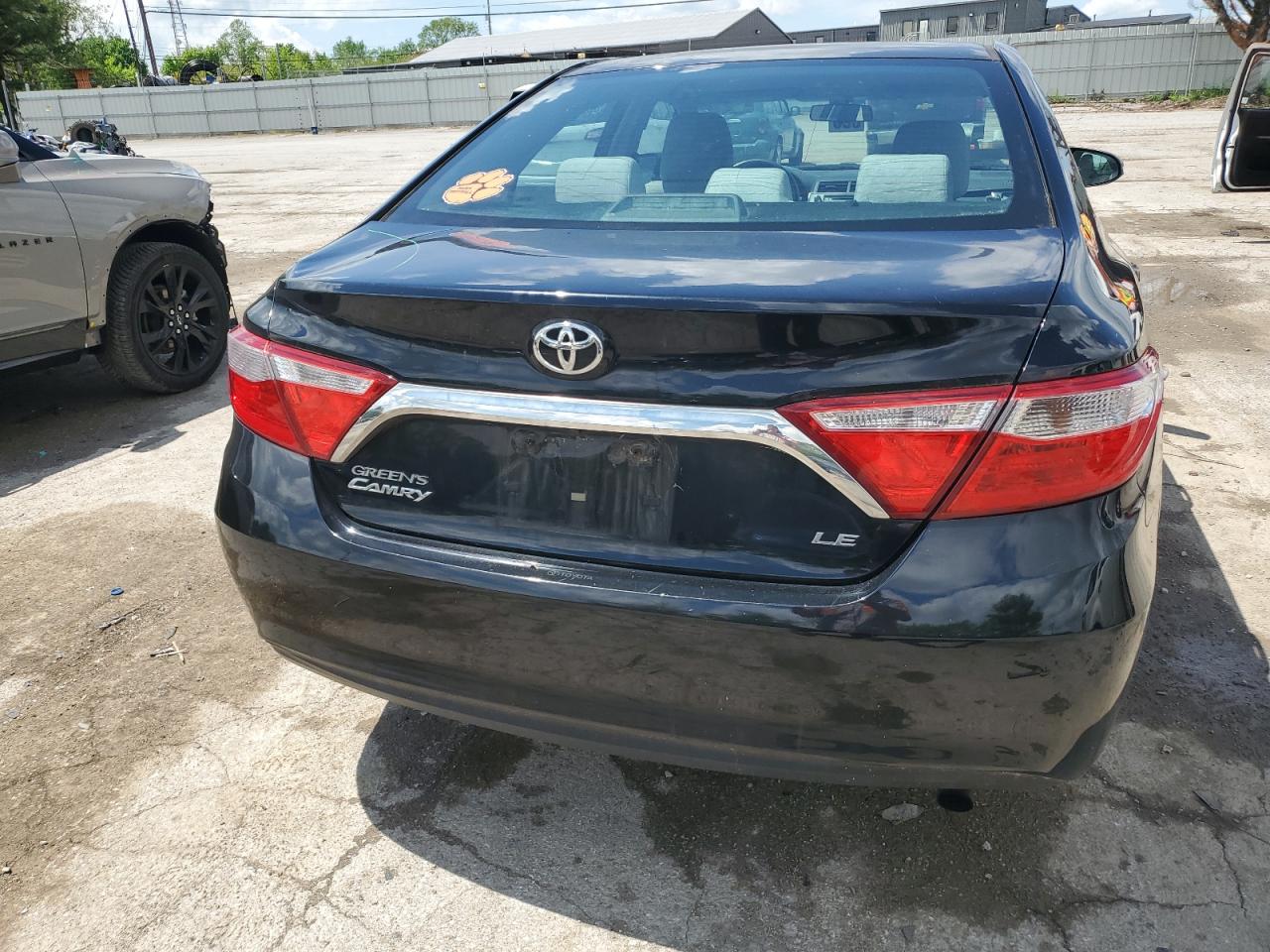 2015 Toyota Camry Le vin: 4T4BF1FK7FR469868