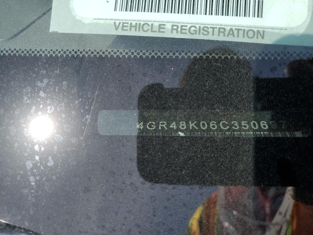 1J4GR48K06C350697 2006 Jeep Grand Cherokee Laredo