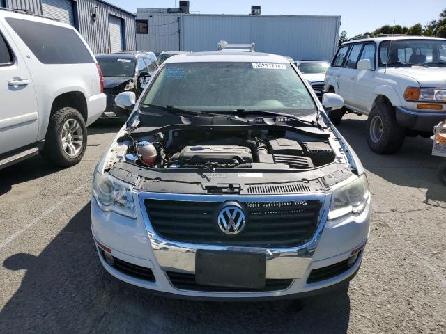 2010 Volkswagen Passat Komfort VIN: WVWJM7AN9AE076297 Lot: 53251714