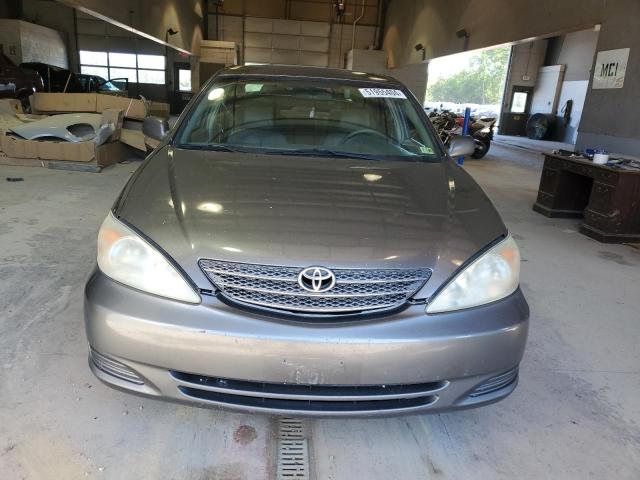 2003 Toyota Camry Le VIN: 4T1BE32KX3U717881 Lot: 51955404