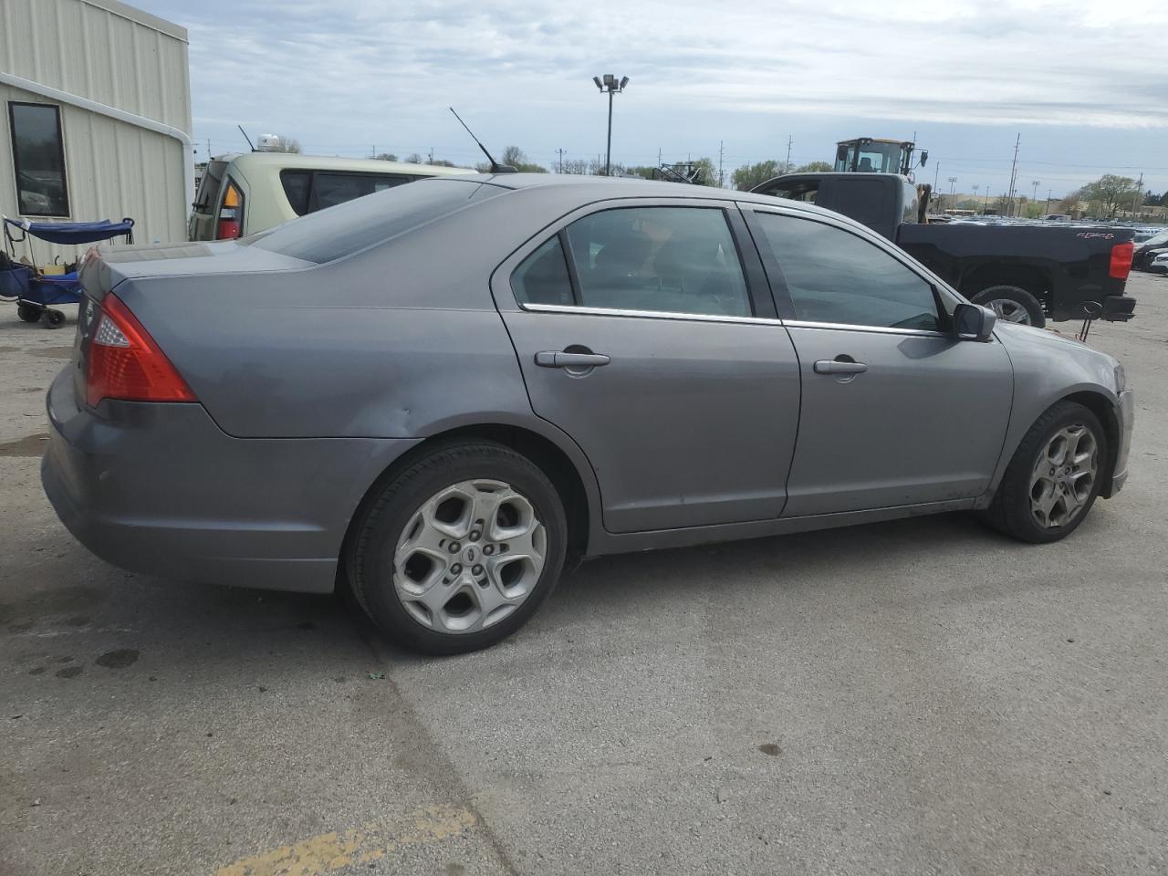 3FAHP0HA2AR338342 2010 Ford Fusion Se