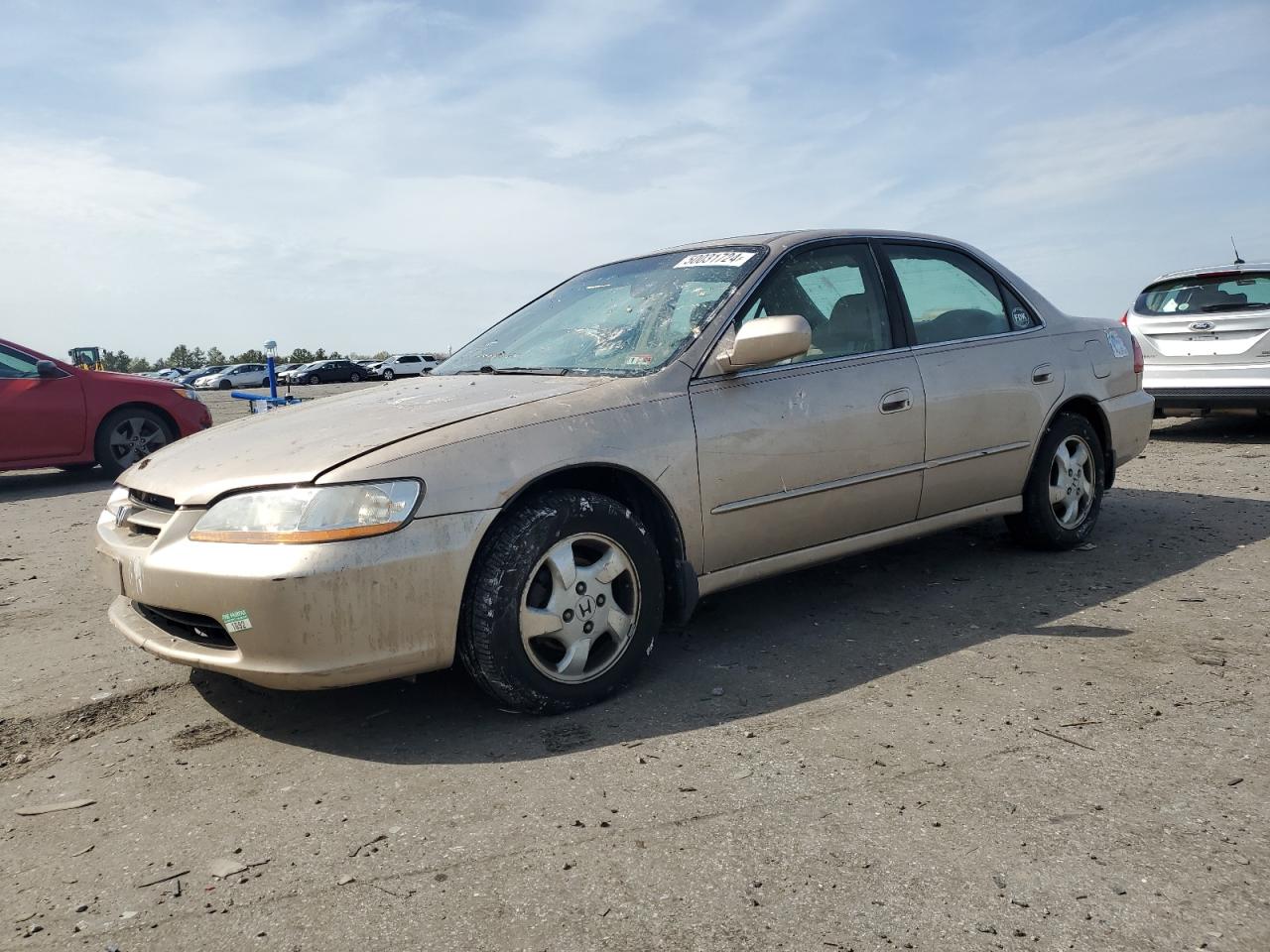 1HGCG6672YA002260 2000 Honda Accord Ex