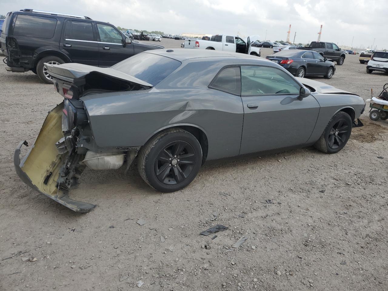 2C3CDZAG1KH573946 2019 Dodge Challenger Sxt