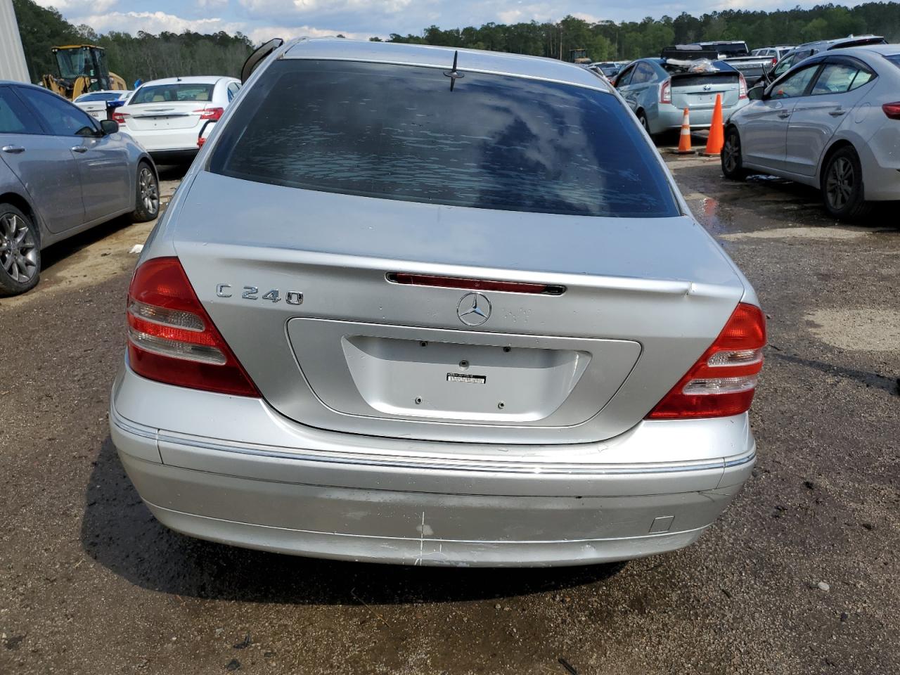 WDBRF61J42F175110 2002 Mercedes-Benz C 240