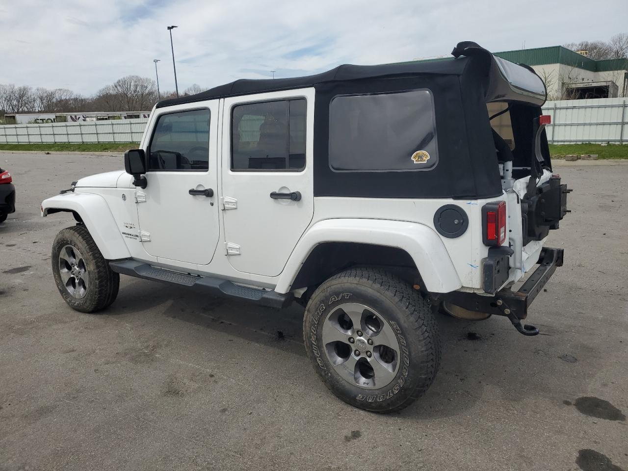 1C4BJWEG1GL178569 2016 Jeep Wrangler Unlimited Sahara