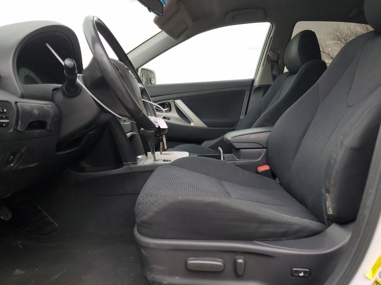 4T1BF3EK2AU523884 2010 Toyota Camry Base