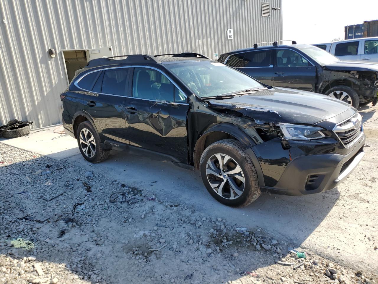 4S4BTANC0L3144350 2020 Subaru Outback Limited