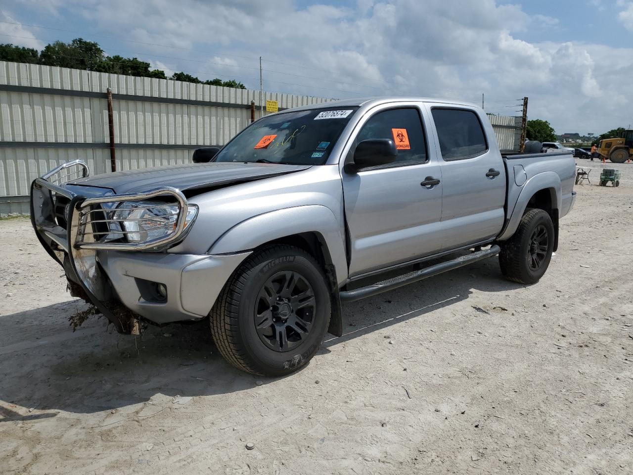 3TMJU4GN1FM180757 2015 Toyota Tacoma Double Cab Prerunner