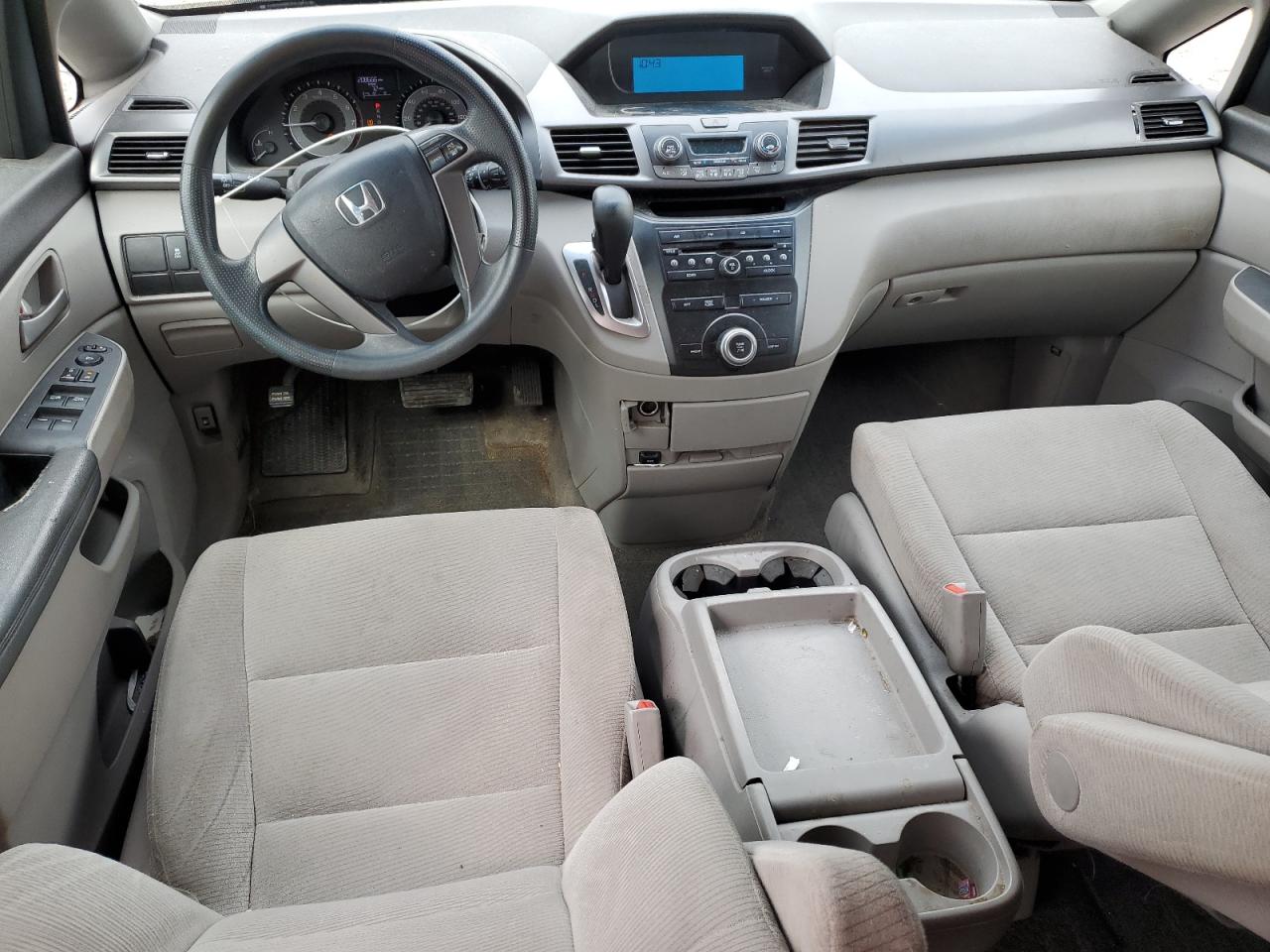 5FNRL5H2XBB006877 2011 Honda Odyssey Lx