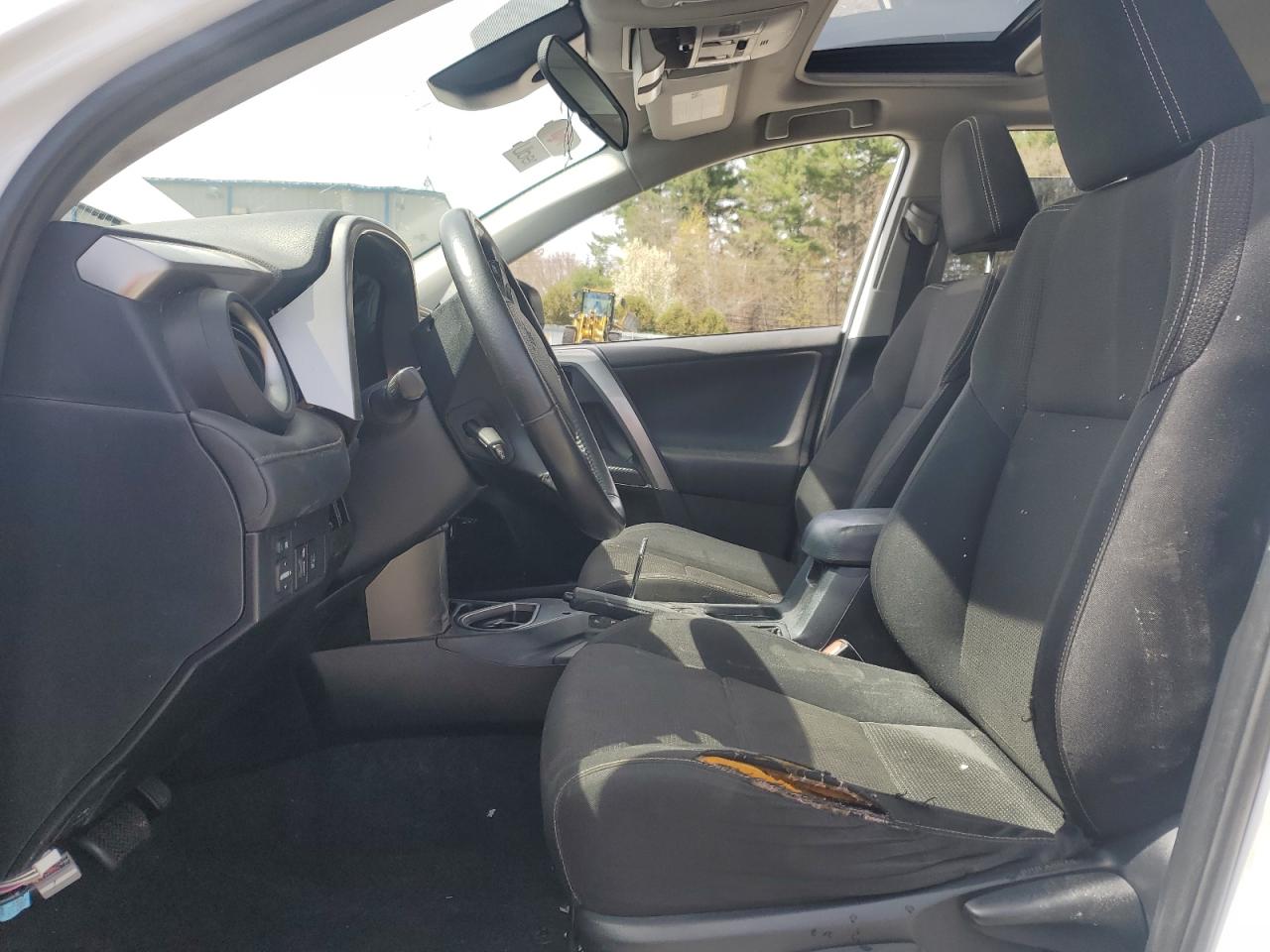 JTMRJREV7HD081323 2017 Toyota Rav4 Hv Le