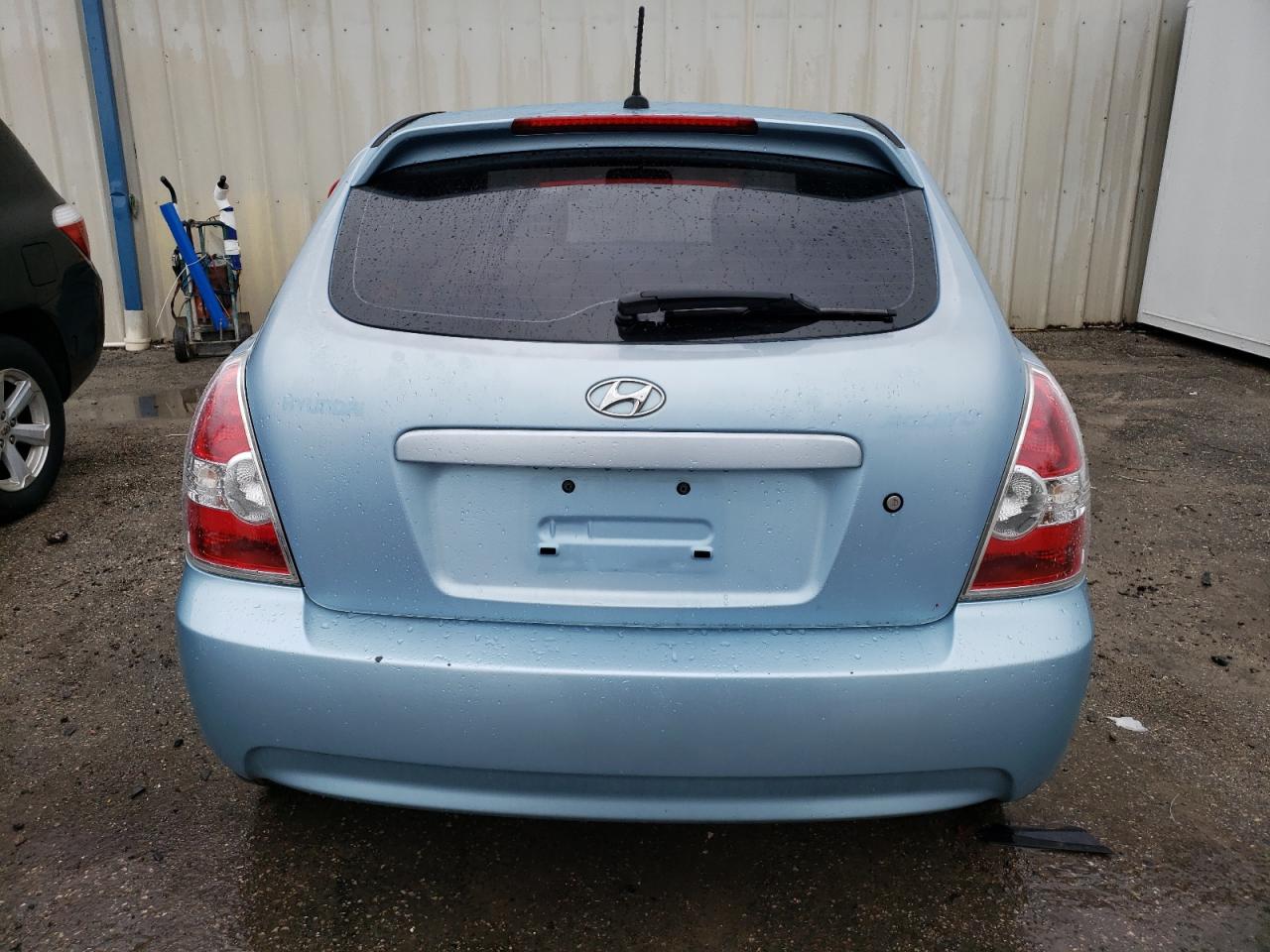 KMHCM3AC3BU202561 2011 Hyundai Accent Gl