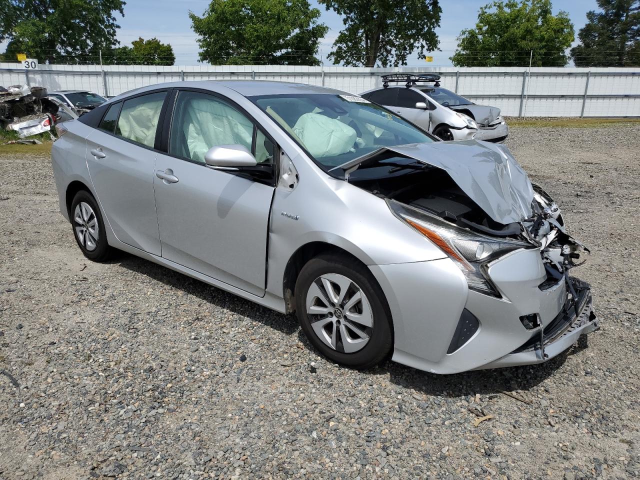 JTDKARFUXH3040293 2017 Toyota Prius